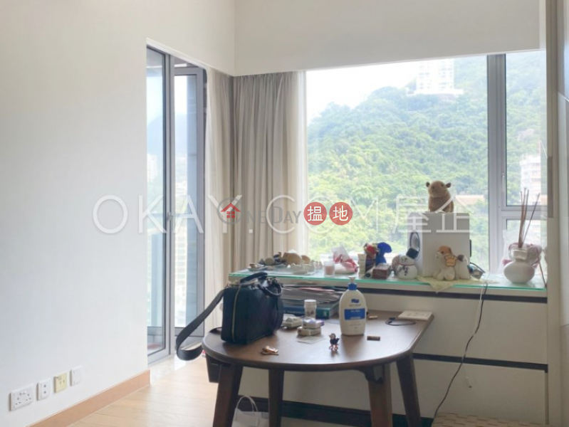 Tasteful studio on high floor with balcony | For Sale | One Wan Chai 壹環 Sales Listings