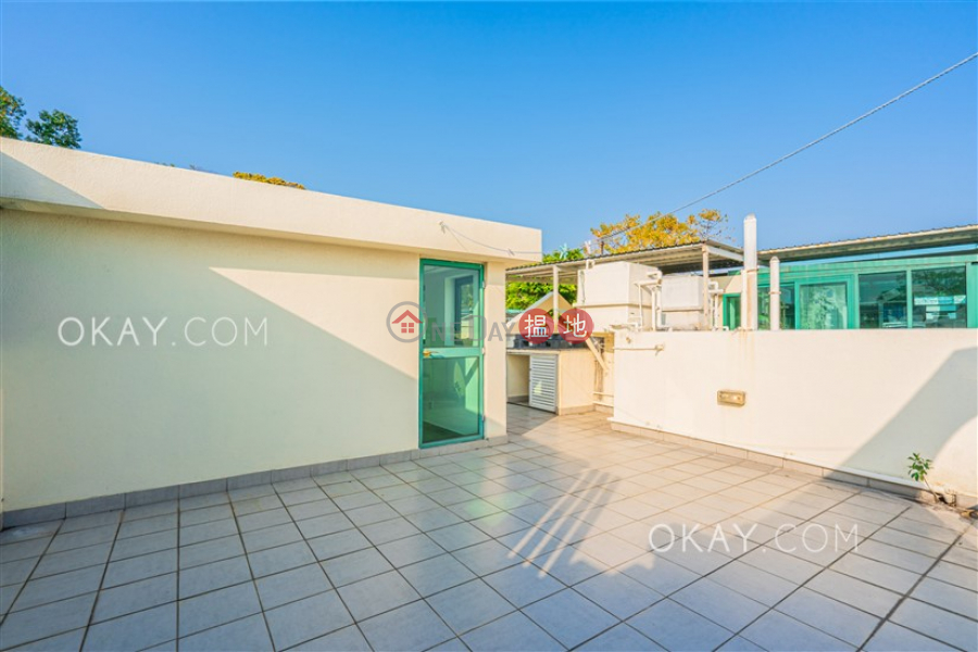 HK$ 55,000/ month, Burlingame Garden Sai Kung | Nicely kept house with rooftop, terrace | Rental
