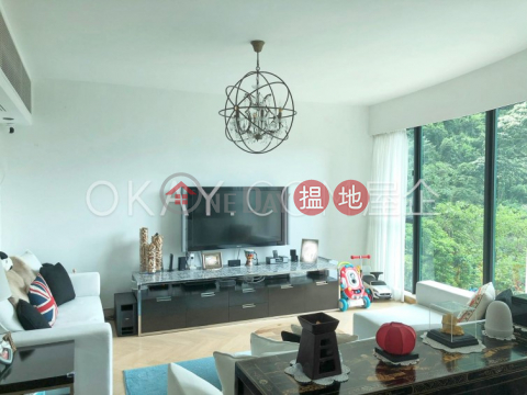 Stylish 3 bedroom with parking | Rental, Hillsborough Court 曉峰閣 | Central District (OKAY-R18466)_0