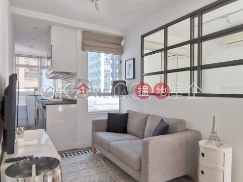 Lovely 1 bedroom in Sai Ying Pun | Rental | New Start Building 新昇大廈 _0