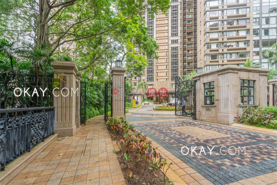HK$ 140,000/ month, Aigburth Central District | Luxurious 4 bed on high floor with harbour views | Rental