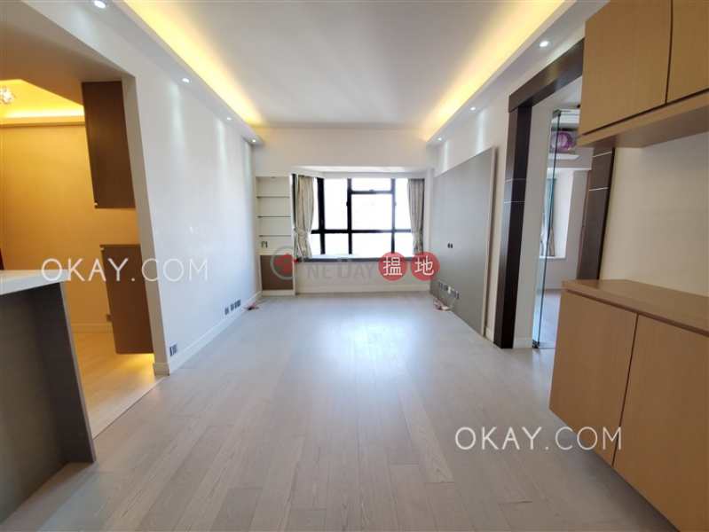 Charming 2 bed on high floor with harbour views | For Sale | Valiant Park 駿豪閣 Sales Listings