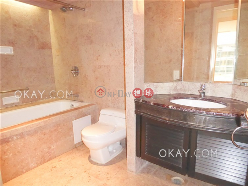Nicely kept 1 bedroom on high floor | For Sale | Convention Plaza Apartments 會展中心會景閣 Sales Listings