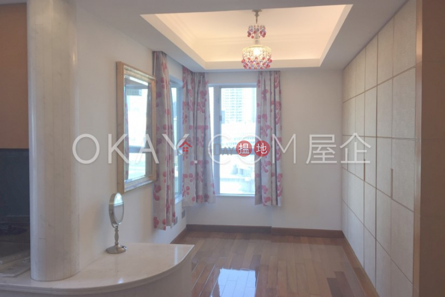 Rare 3 bedroom with terrace | For Sale, The Waterfront Phase 1 Tower 3 漾日居1期3座 Sales Listings | Yau Tsim Mong (OKAY-S139556)