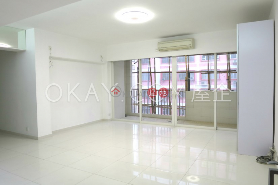 Gorgeous 3 bedroom with balcony & parking | For Sale | Golden May Mansion 廣梅大廈 Sales Listings