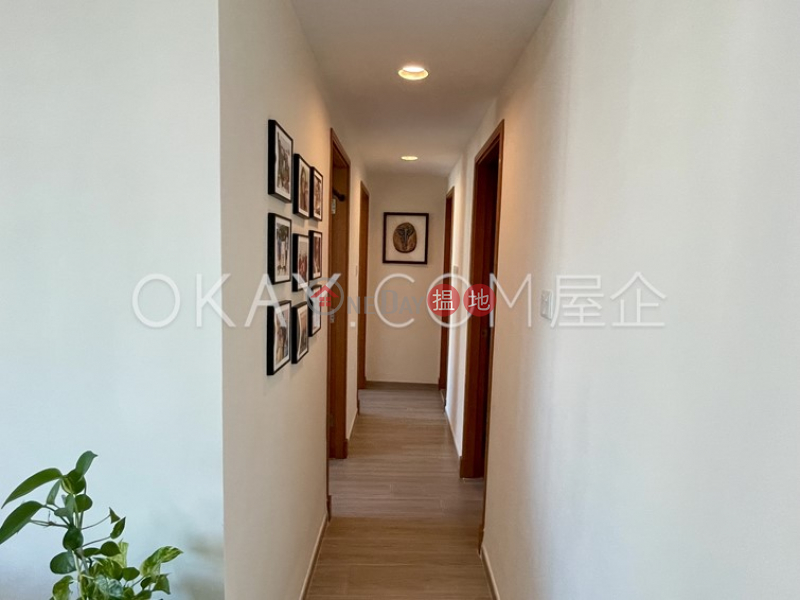 Gorgeous 3 bedroom in Hung Hom | Rental, Royal Peninsula Block 2 半島豪庭2座 Rental Listings | Kowloon City (OKAY-R408361)