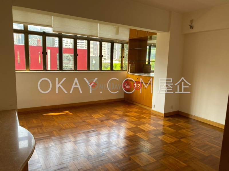 Intimate 3 bedroom with racecourse views | For Sale | Sports Mansion 好運大廈 Sales Listings