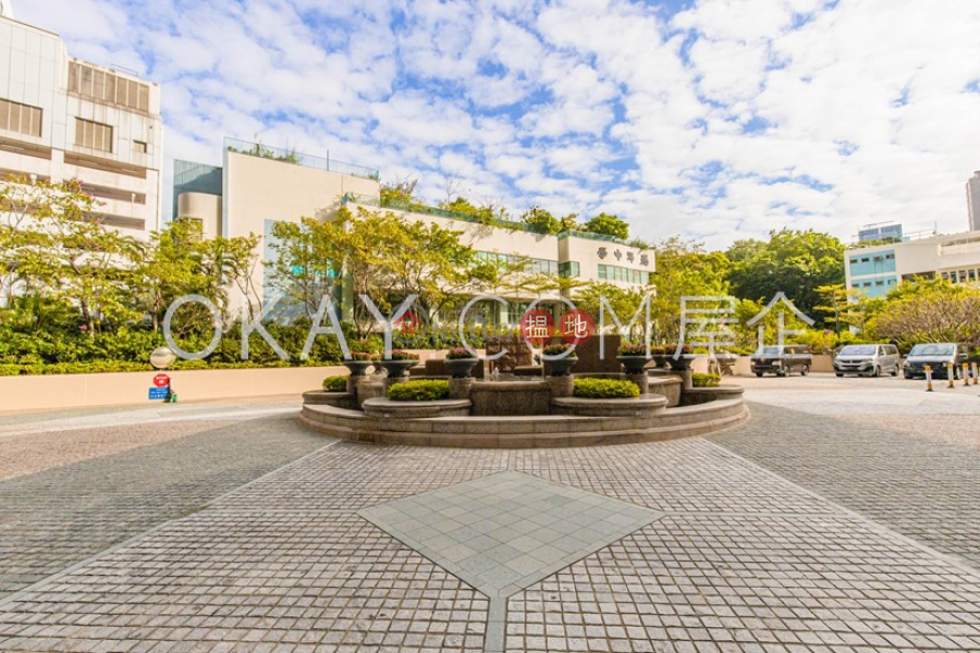 Cozy 2 bedroom on high floor with balcony | Rental | Tower 3 The Victoria Towers 港景峯3座 Rental Listings