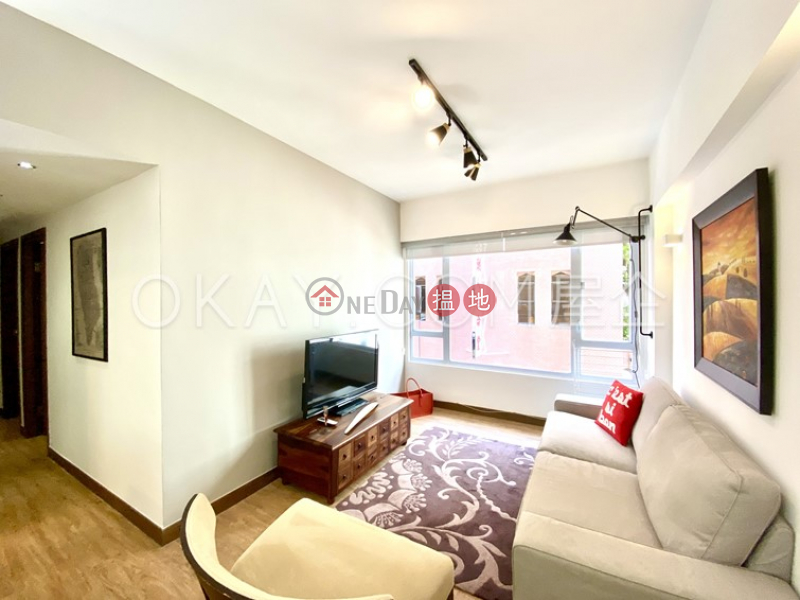 Gorgeous 3 bedroom in Central | Rental, Escapade 靜安居 Rental Listings | Central District (OKAY-R225981)