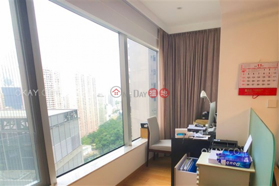 HK$ 68M, Tregunter, Central District | Beautiful 3 bedroom with sea views & parking | For Sale
