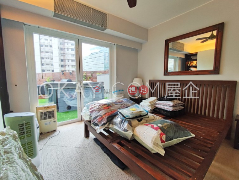 Unique 3 bedroom with terrace & parking | Rental | Block 45-48 Baguio Villa 碧瑤灣45-48座 Rental Listings