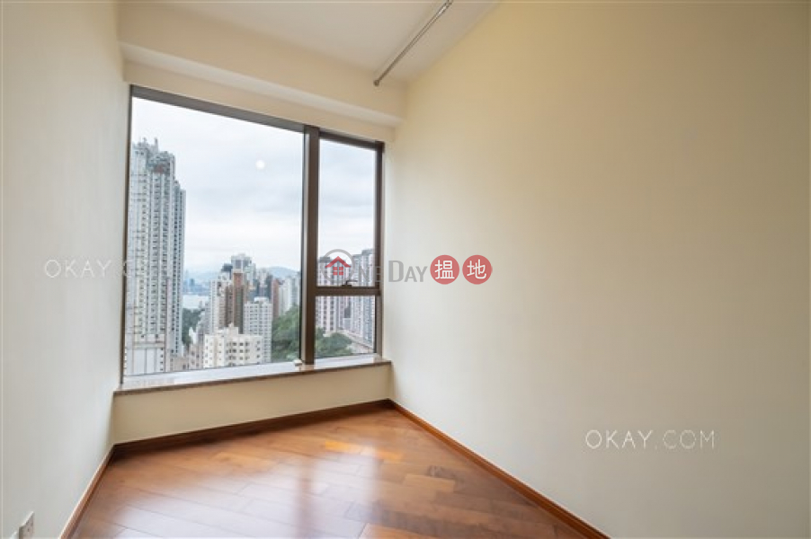 HK$ 80,000/ month | The Signature, Wan Chai District, Stylish 4 bedroom with balcony & parking | Rental