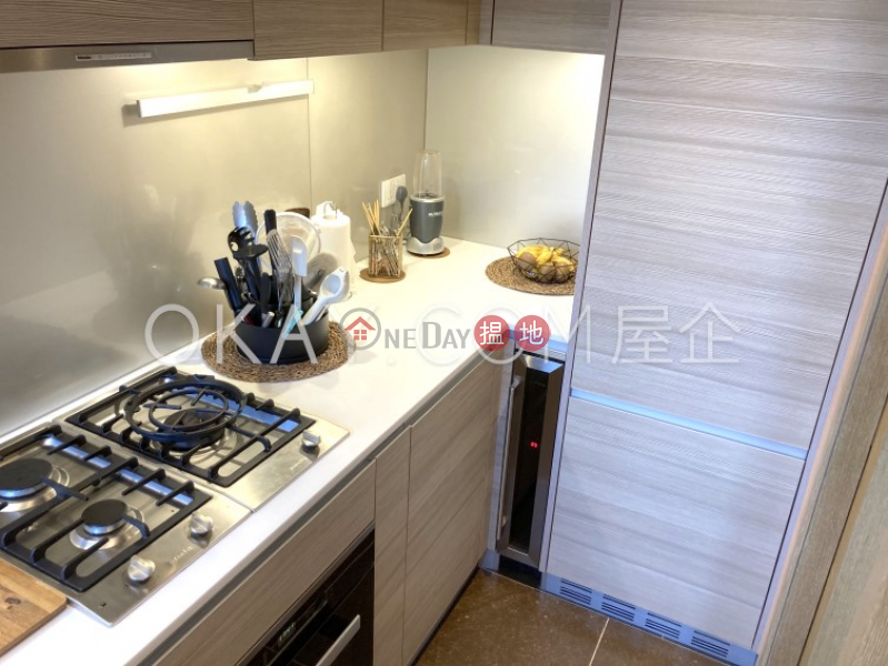 HK$ 35,000/ month, Block 5 New Jade Garden Chai Wan District Nicely kept 3 bedroom on high floor with balcony | Rental