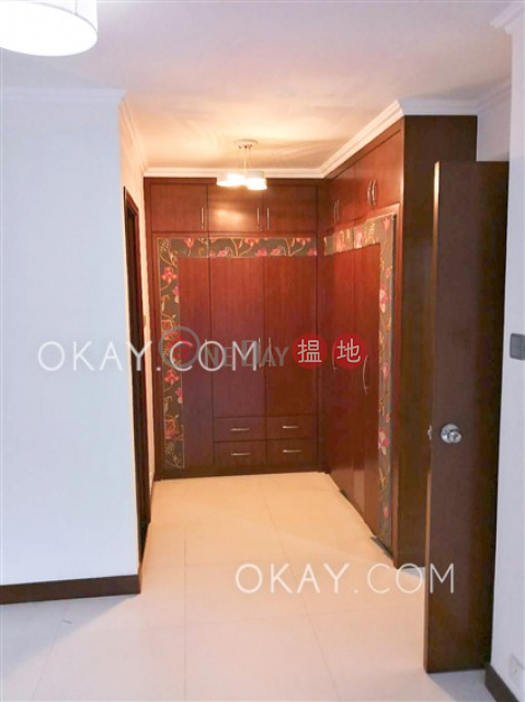 Elegant 2 bedroom with parking | Rental, Block 45-48 Baguio Villa 碧瑤灣45-48座 | Western District (OKAY-R113509)_0