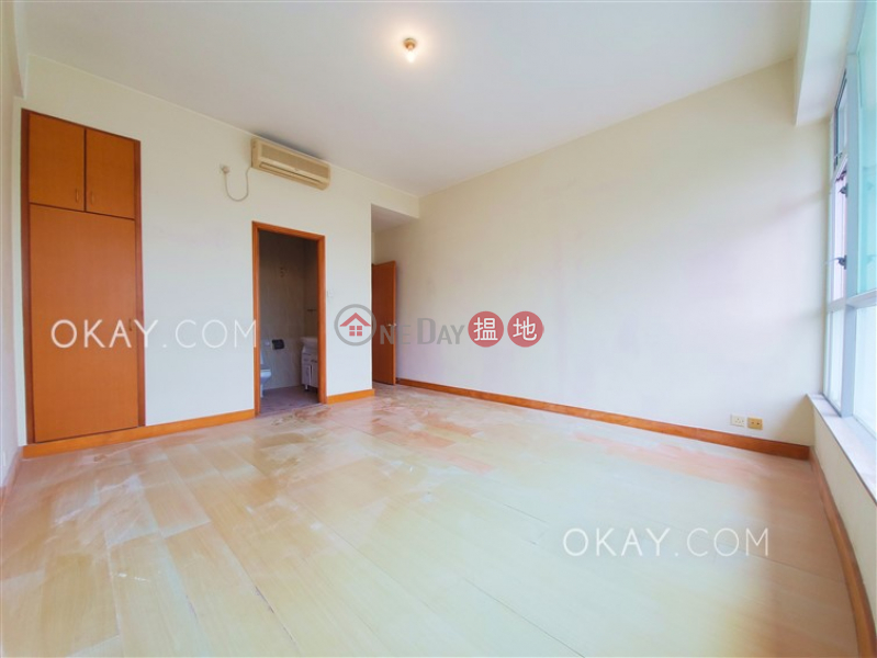 HK$ 80,000/ month Riviera Apartments | Southern District, Lovely 3 bedroom with balcony & parking | Rental