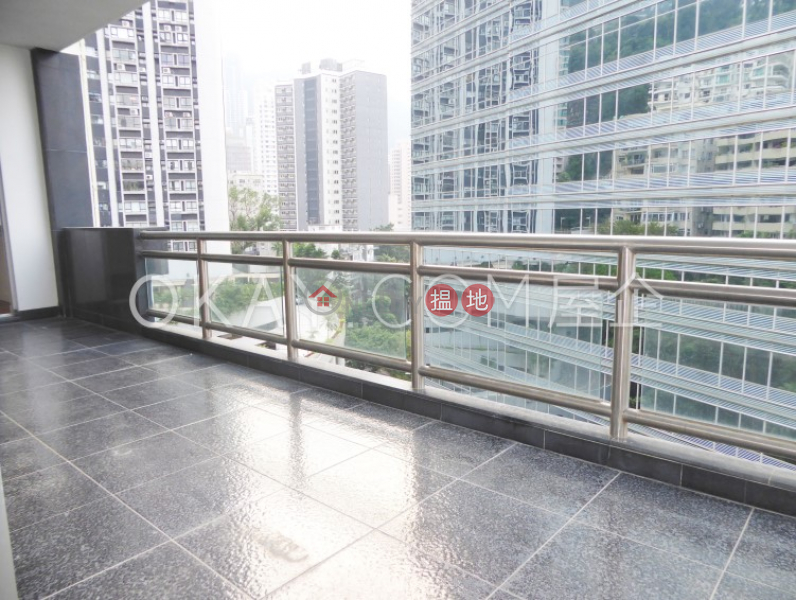 HK$ 5,600萬高雲大廈中區3房2廁,實用率高,露台《高雲大廈出售單位》