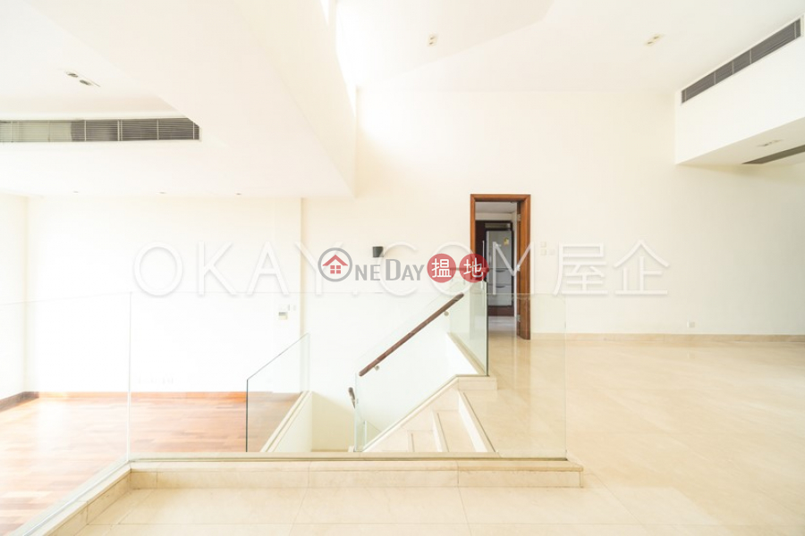 HK$ 280,000/ month, Sky Court | Central District | Gorgeous house with sea views, rooftop | Rental