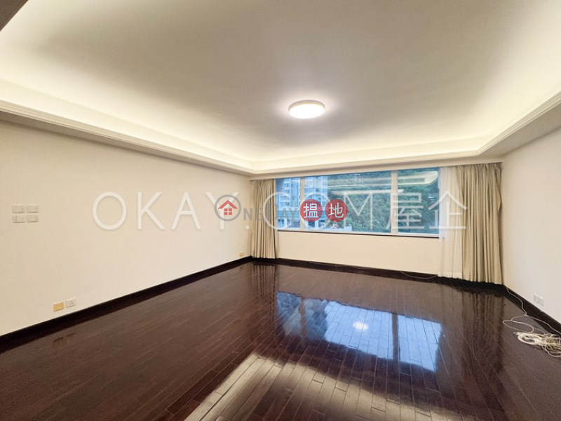 Efficient 2 bedroom on high floor with parking | For Sale | Wealthy Heights 威豪閣 Sales Listings