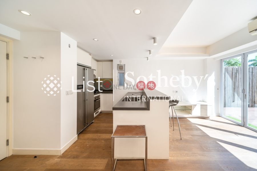HK$ 48,000/ month, Wah Po Building Western District Property for Rent at Wah Po Building with 1 Bedroom