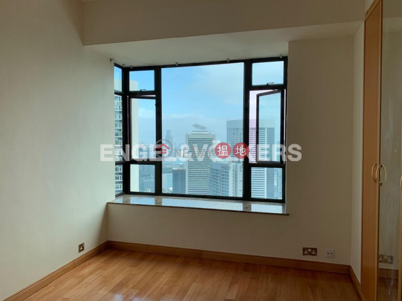 HK$ 77,000/ month, Fairlane Tower Central District 3 Bedroom Family Flat for Rent in Central Mid Levels