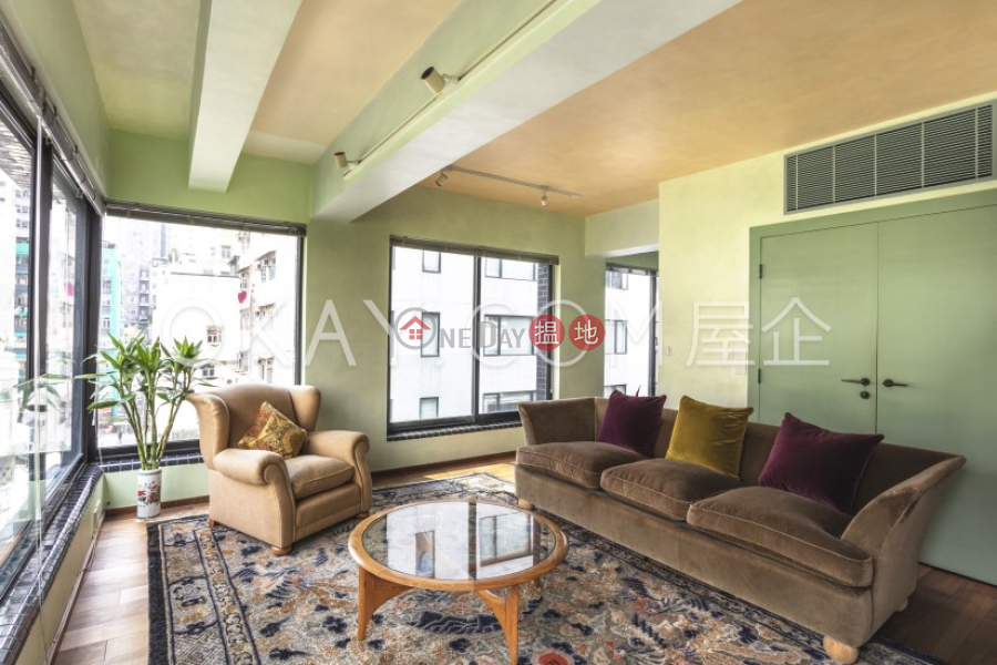 2房2廁,極高層季愷樓出售單位|中區季愷樓(Kwai Hoi Lau)出售樓盤 (OKAY-S227857)