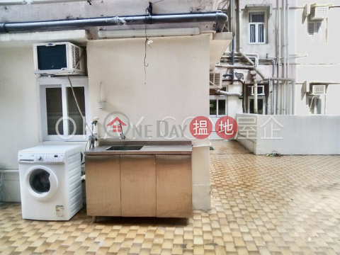 Lovely 3 bedroom with terrace | Rental, Belle House 佳景大廈 | Wan Chai District (OKAY-R48591)_0
