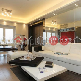Efficient 1 bedroom with balcony & parking | Rental