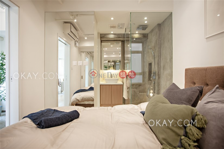 Charming 1 bedroom on high floor | For Sale 94-96 Des Voeux Road West | Western District Hong Kong, Sales | HK$ 10.8M