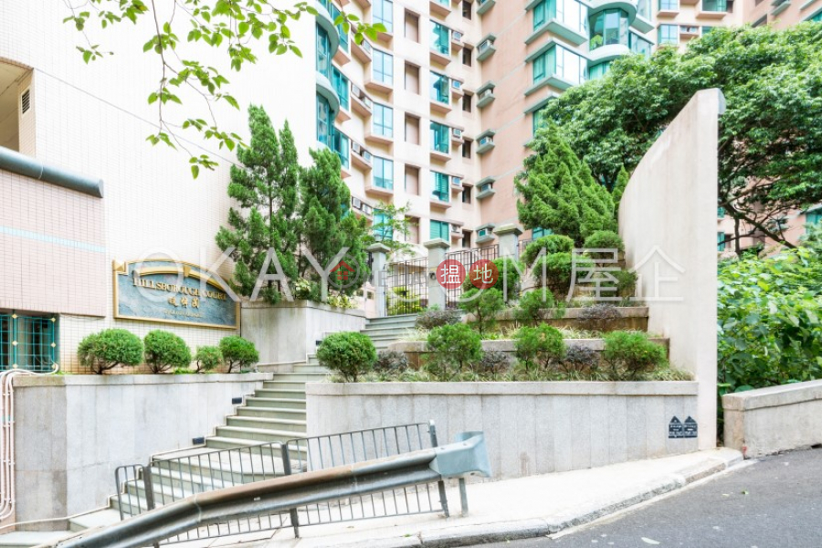 Unique 2 bedroom with parking | Rental, Hillsborough Court 曉峰閣 Rental Listings | Central District (OKAY-R25064)