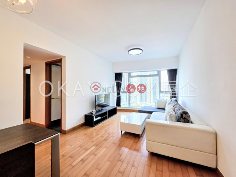 Nicely kept 2 bedroom with harbour views | For Sale | The Harbourside Tower 2 君臨天下2座 Sales Listings
