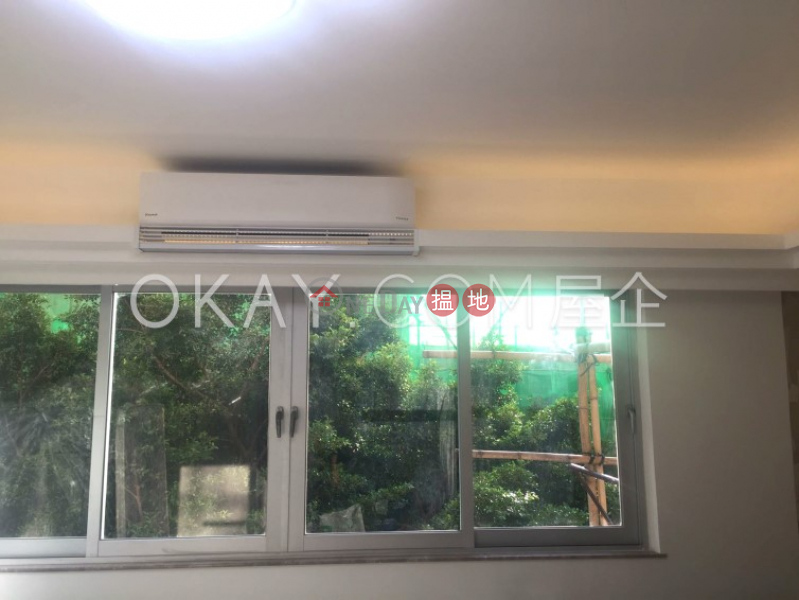 Charming 3 bedroom with parking | For Sale | Greenview Gardens 景翠園 Sales Listings