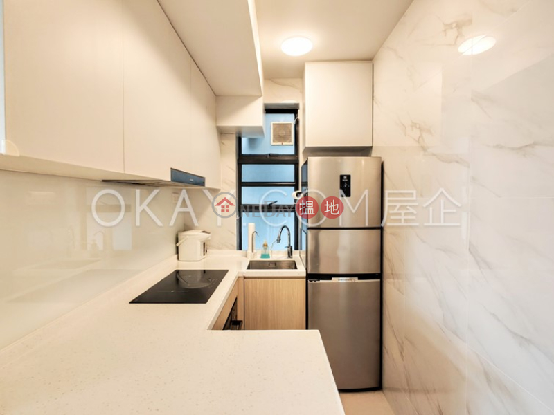 HK$ 11M, Panorama Gardens | Western District | Stylish 2 bedroom on high floor | For Sale