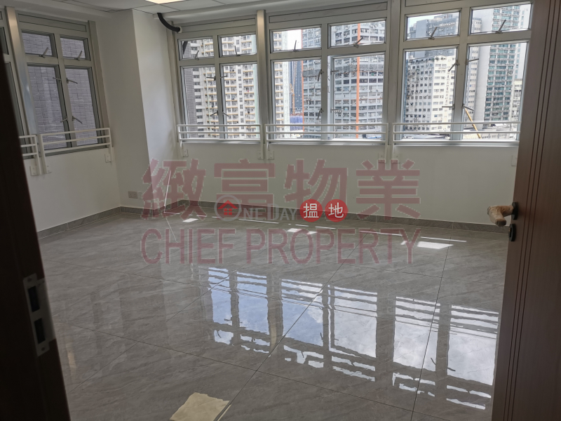 單邊多窗，開揚，磚牆間隔, Galaxy Factory Building 嘉時工廠大廈 Rental Listings | Wong Tai Sin District (140736)