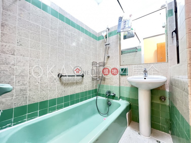 HK$ 40,000/ month | South Mansions Central District | Popular 3 bedroom with balcony | Rental