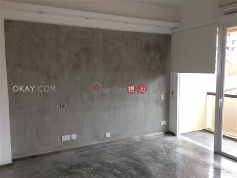 Elegant 3 bedroom with balcony | Rental, Discovery Bay Plaza / DB Plaza 愉景廣場 Rental Listings | Lantau Island (OKAY-R305118)
