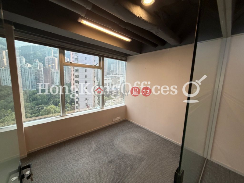 Property Search Hong Kong | OneDay | Office / Commercial Property Rental Listings, Office Unit for Rent at Universal Trade Centre