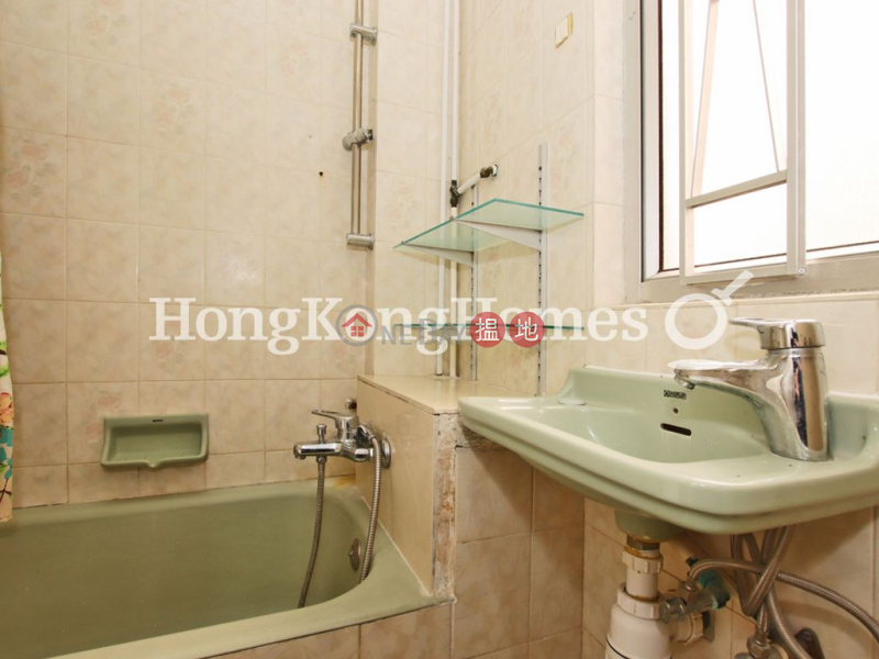 3 Bedroom Family Unit for Rent at Po Hing Mansion | 1-6 Wa Ning Lane | Central District Hong Kong Rental HK$ 18,000/ month