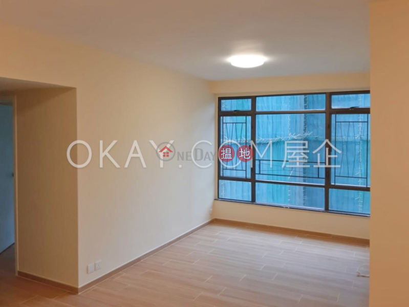 3房2廁,實用率高薄扶林花園 3座出售單位|薄扶林花園 3座(Pokfulam Gardens Block 3)出售樓盤 (OKAY-S386708)