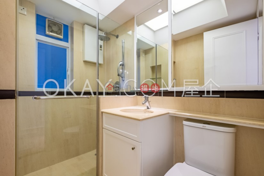 Efficient 3 bed on high floor with balcony & parking | Rental | 12 Kotewall Road | Western District Hong Kong, Rental, HK$ 65,000/ month