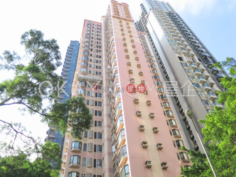HK$ 20M, 1 Tai Hang Road | Wan Chai District, Lovely 2 bedroom on high floor | For Sale