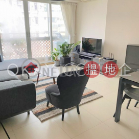 Lovely 2 bedroom on high floor with balcony | Rental | Jing Tai Garden Mansion 正大花園 _0