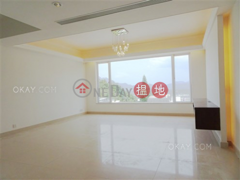 Stylish house with terrace & parking | For Sale | Las Pinadas 松濤苑 _0
