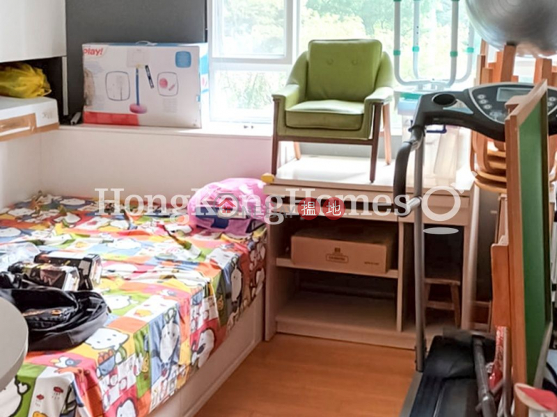 3 Bedroom Family Unit at Block 32-39 Baguio Villa | For Sale | 550 Victoria Road | Western District | Hong Kong, Sales | HK$ 23M