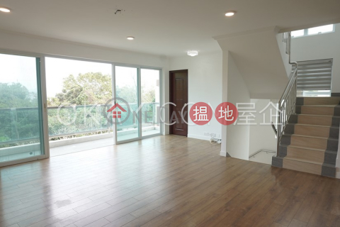 Gorgeous house on high floor with rooftop & balcony | Rental | Nam Shan Village 南山村 _0