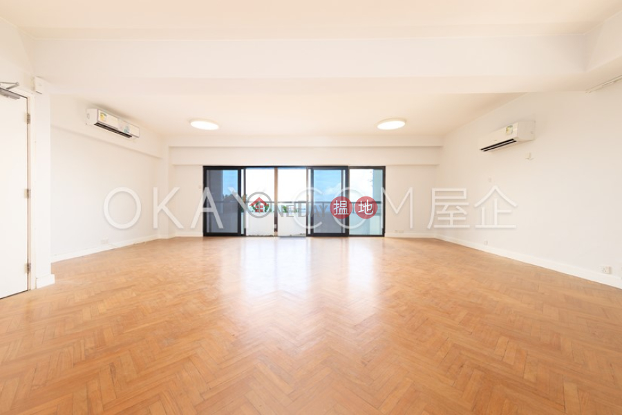 Stylish 4 bedroom with balcony & parking | Rental | Pine Grove Block 5 蘊真閣5座 Rental Listings