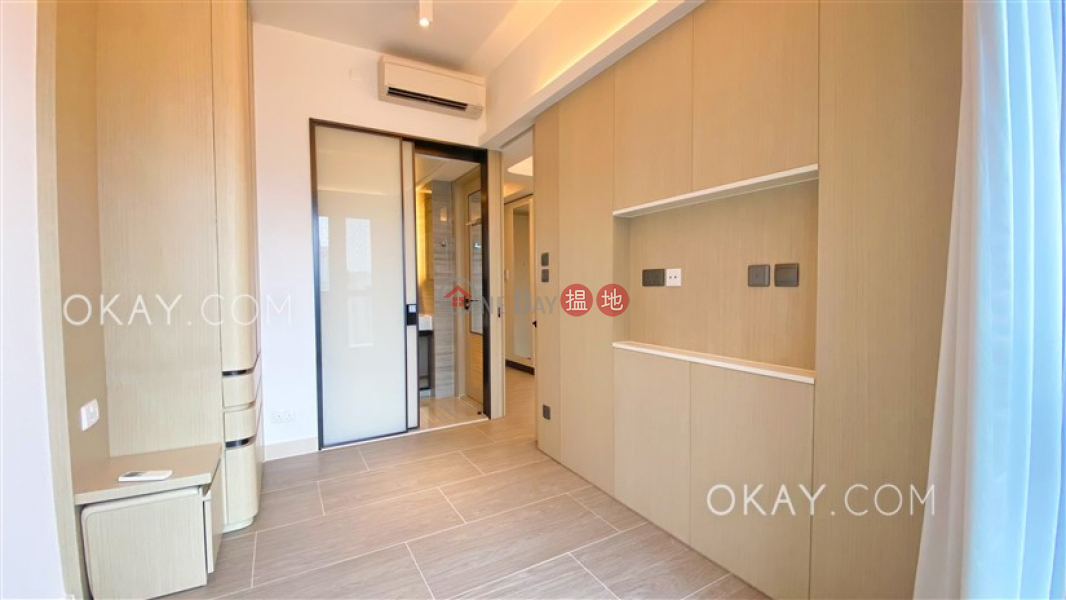 HK$ 30,800/ month | Townplace Soho Western District Generous 1 bedroom on high floor with balcony | Rental