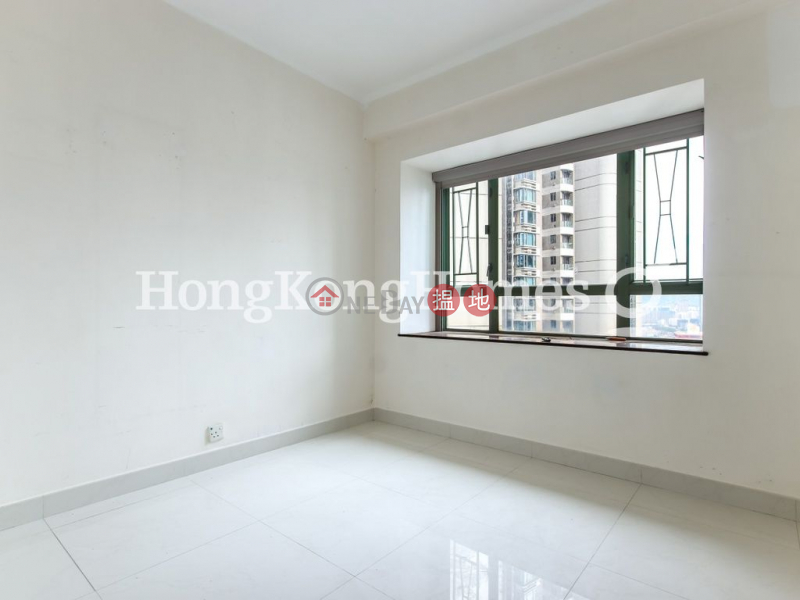 3 Bedroom Family Unit for Rent at Goldwin Heights 2 Seymour Road | Western District, Hong Kong | Rental, HK$ 31,000/ month
