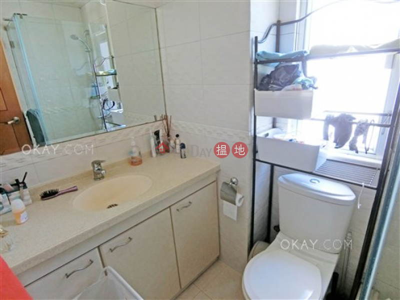 Cozy 1 bedroom with terrace | Rental, Hang Yue Building 恆裕大廈 Rental Listings | Western District (OKAY-R294157)