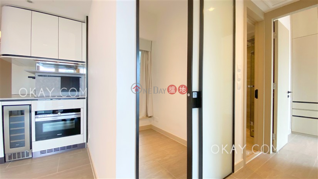 HK$ 47,000/ month | Townplace Soho | Western District | Charming 3 bedroom on high floor with balcony | Rental
