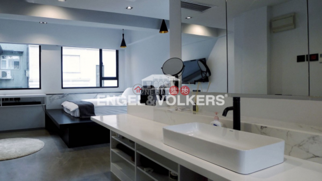 Studio Flat for Rent in Soho 17 Staunton Street | Central District, Hong Kong, Rental | HK$ 26,800/ month